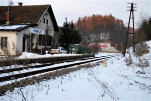 Železniško postajališče Podplat